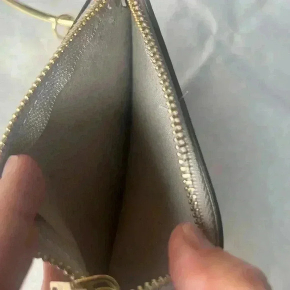 Marc New York Bracelet Wristlet - Picture 5 of 5